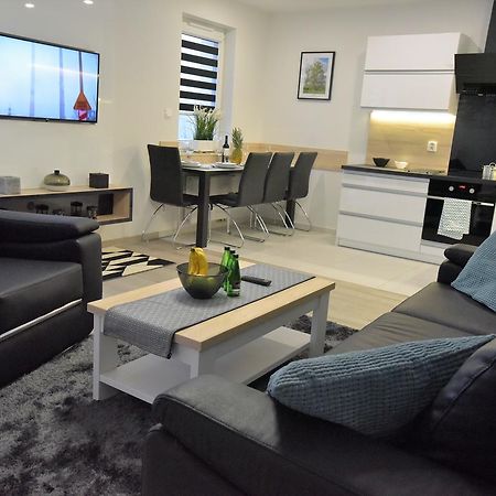 Apartamenty Platan Opieszyn Września Pokój zdjęcie